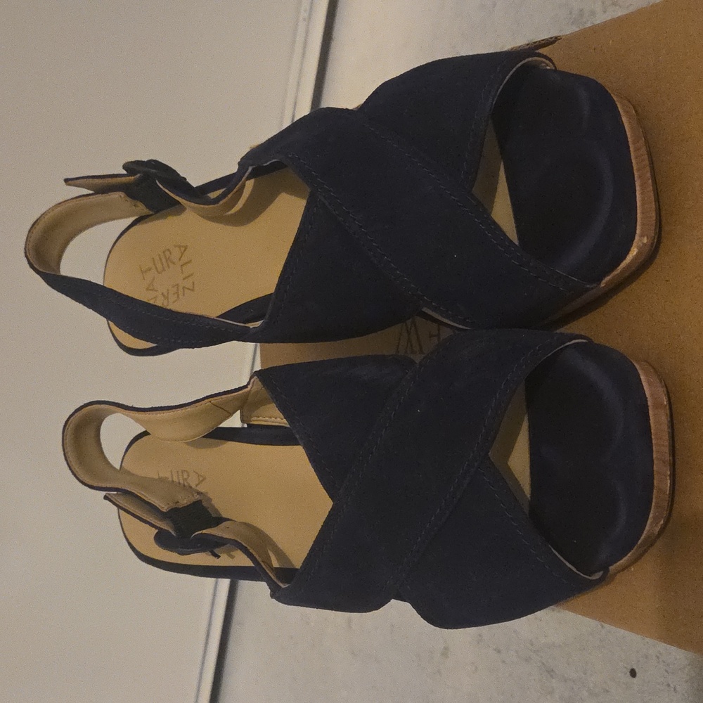 NATURALIZER Genn-leap Slingback Sandals - Size 10 Navy Suede